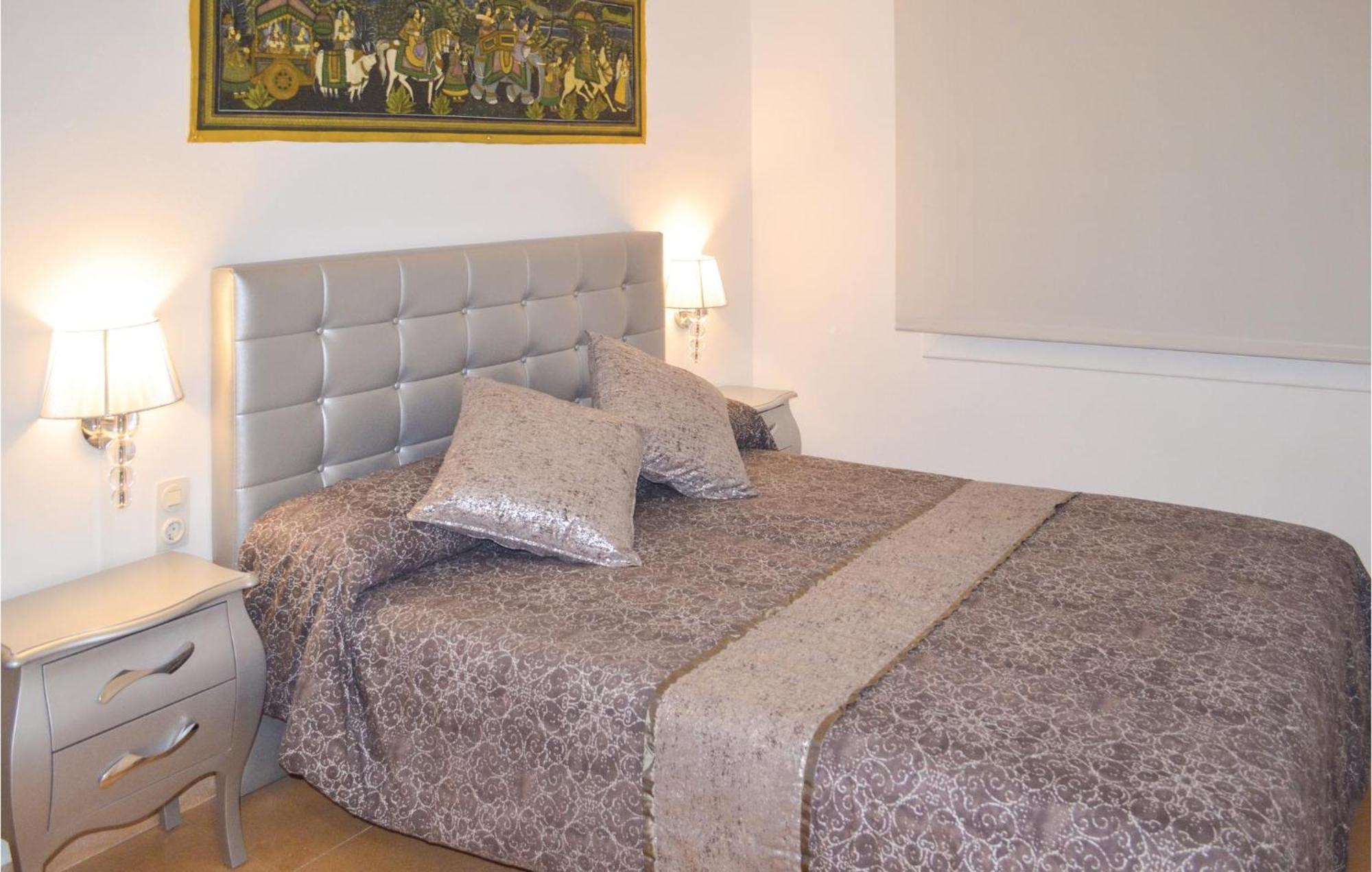 Appartement 3 Bedroom Beautiful In